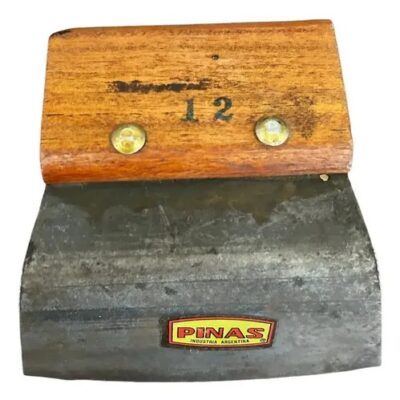 RASQUETA DE 12 TONELERO `PINAS`