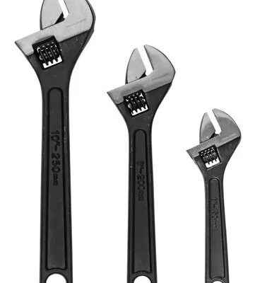 LLAVE AJUSTABLE `METZ` DE 10` IMPORTADA