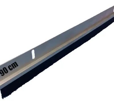 ZOCALO CON CEPILLO DE 90 CM. `RAKETA`
